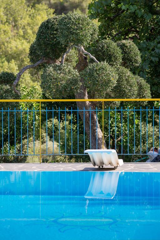 Turismo Rurale Il Sole Vila Sant'Angelo di Brolo Exterior foto