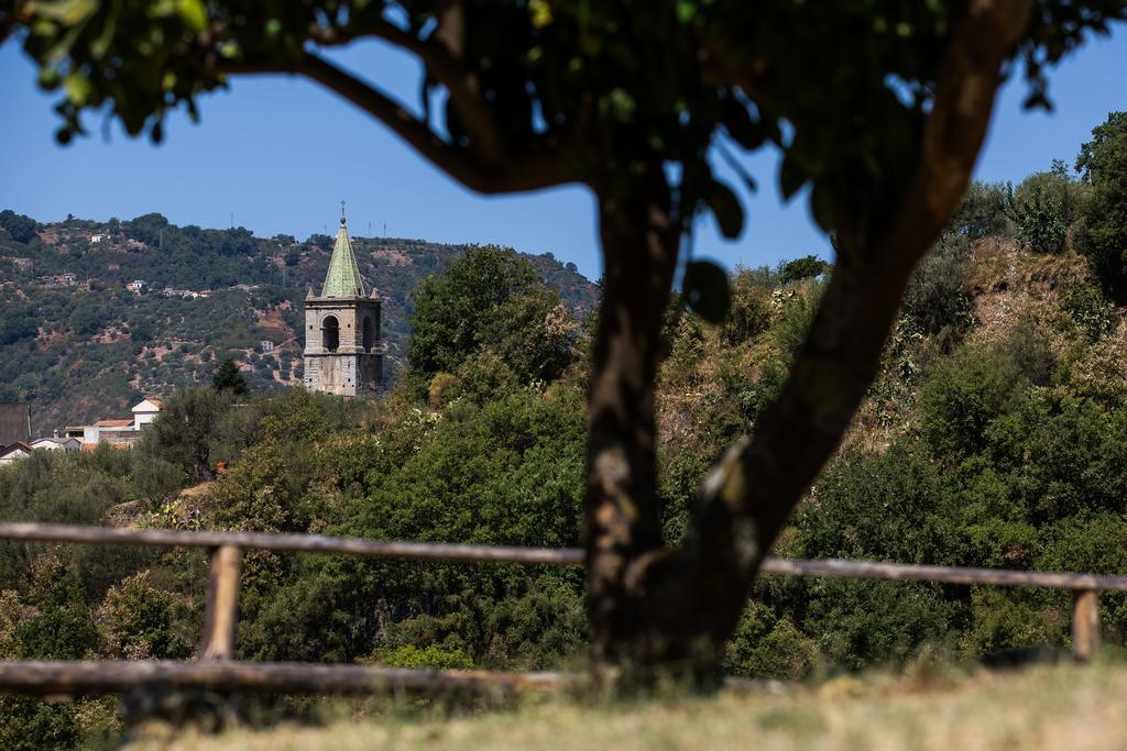 Turismo Rurale Il Sole Vila Sant'Angelo di Brolo Exterior foto