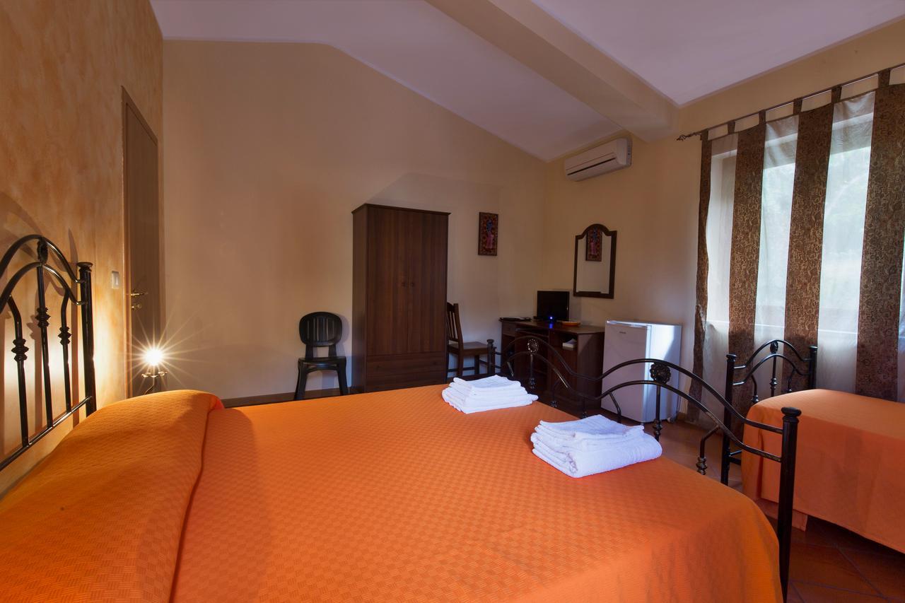 Turismo Rurale Il Sole Vila Sant'Angelo di Brolo Quarto foto