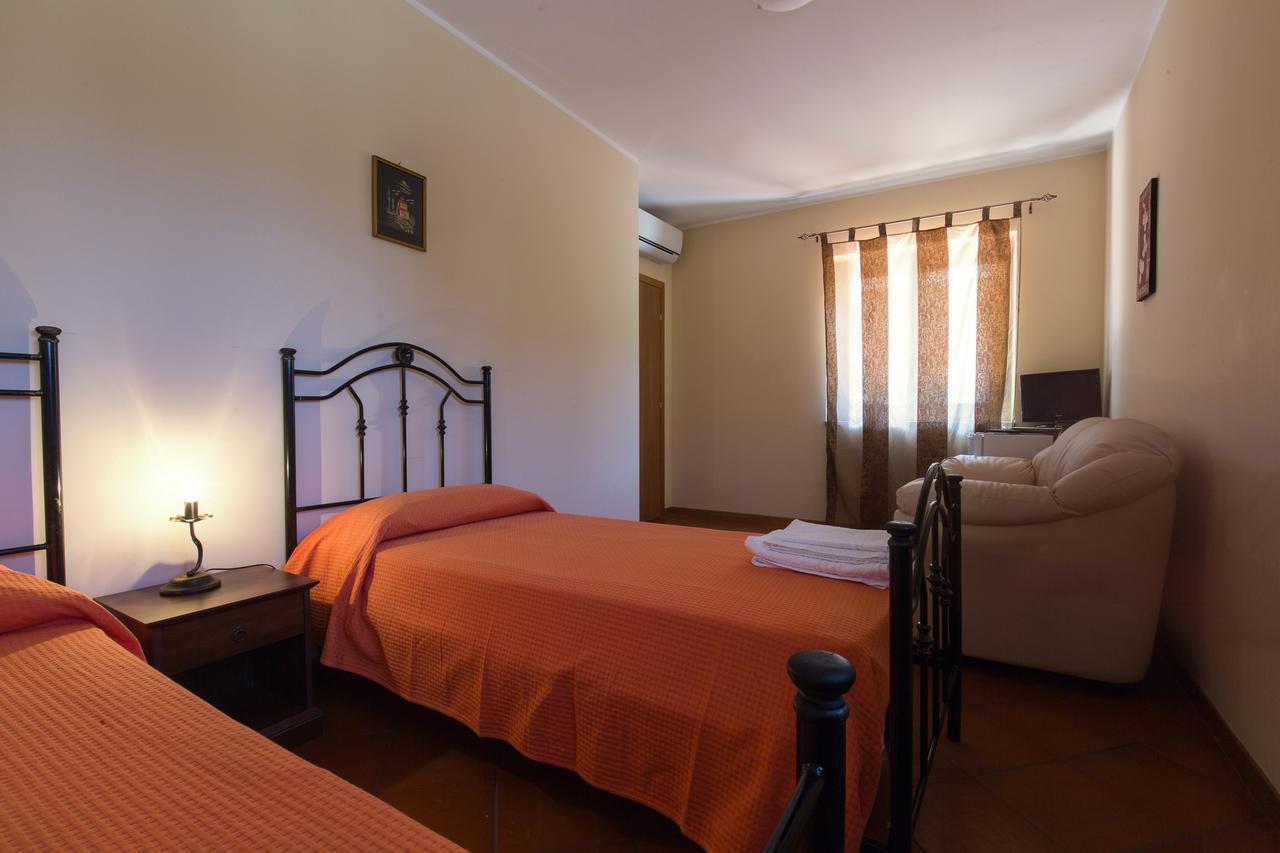 Turismo Rurale Il Sole Vila Sant'Angelo di Brolo Quarto foto