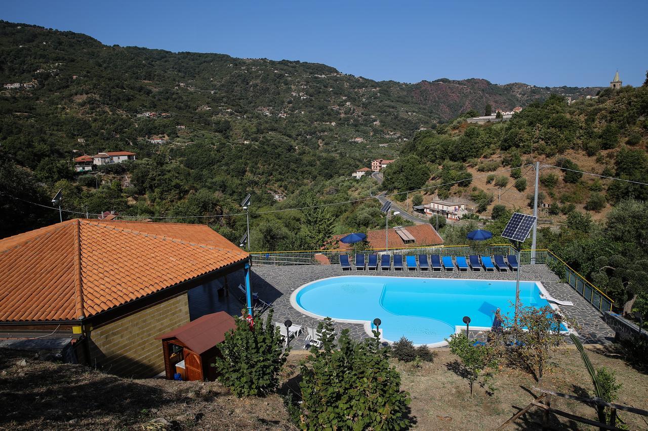 Turismo Rurale Il Sole Vila Sant'Angelo di Brolo Exterior foto